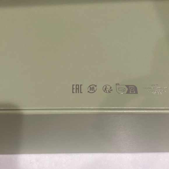 Van Cleef & Arpels Empty Box - Picture 9 of 14